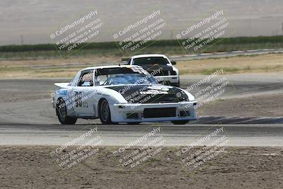 media/Jun-01-2024-CalClub SCCA (Sat) [[0aa0dc4a91]]/Group 2/Race/